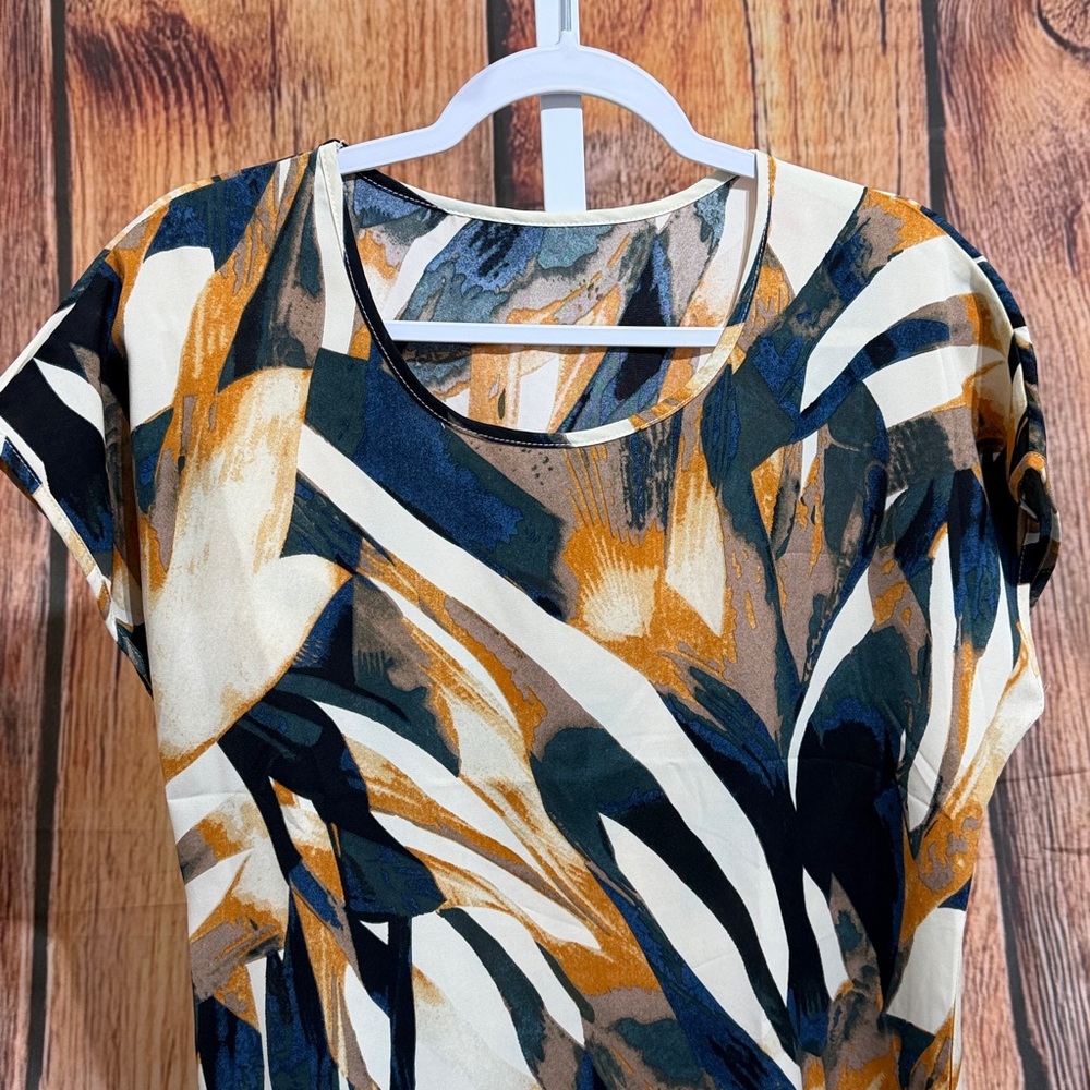 Colorful Print Blouse Size L - Picture 3 of 4